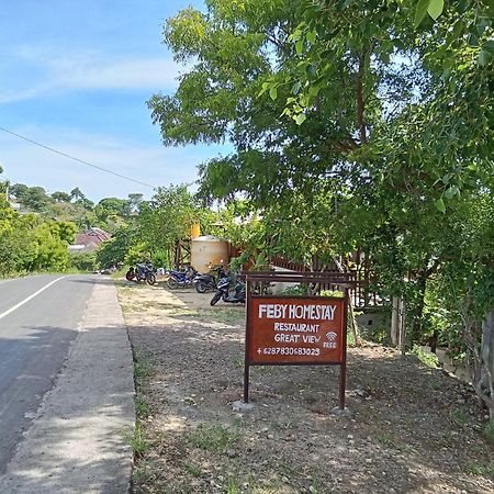 Feby'S Homestay Ekas Buitenkant foto
