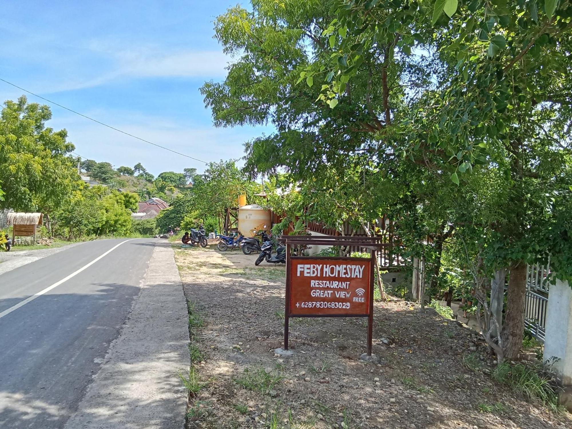 Feby'S Homestay Ekas Buitenkant foto